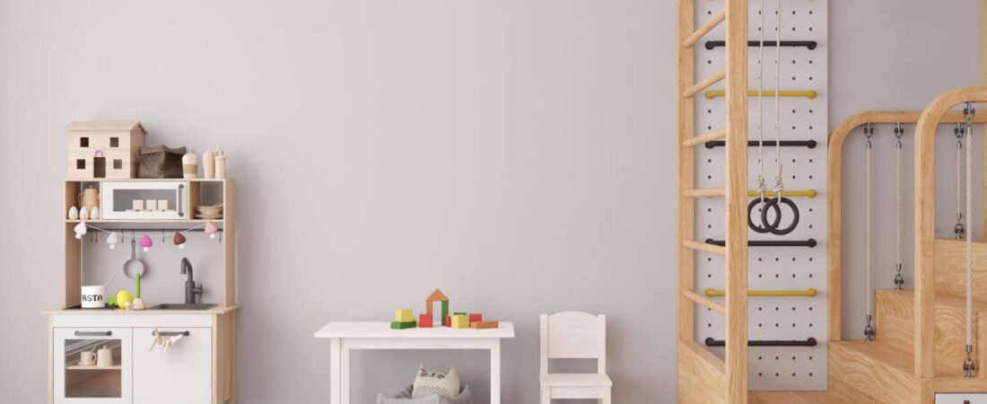 חומרים וגימור בבית עם ילדים: תכנון מציאותי ולא אידיאלי